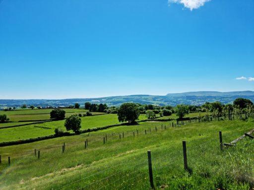 Pen Bryn Shepherd Hut Hay-On-Wye Bagian luar foto